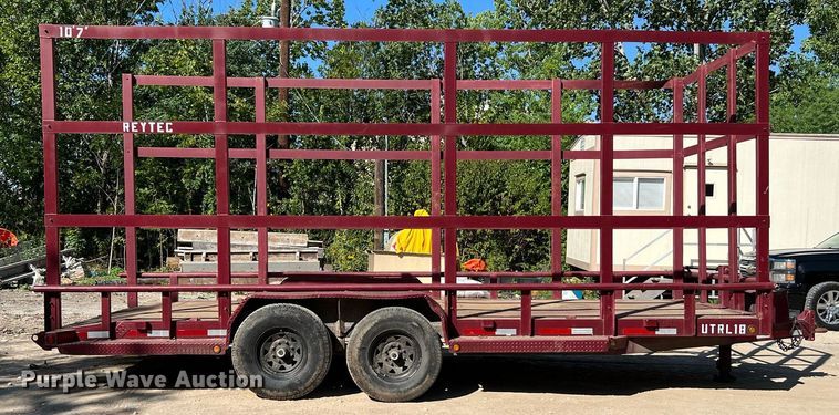 image for item LU9791 2013 Lamar  equipment trailer