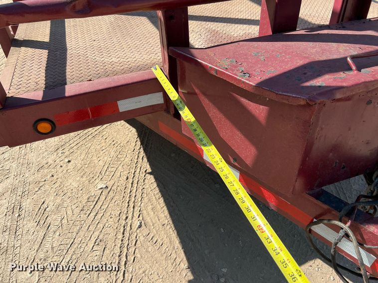 image for item LU9791 2013 Lamar  equipment trailer