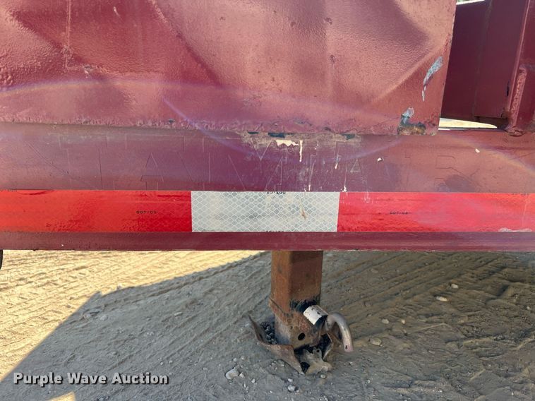 image for item LU9791 2013 Lamar  equipment trailer