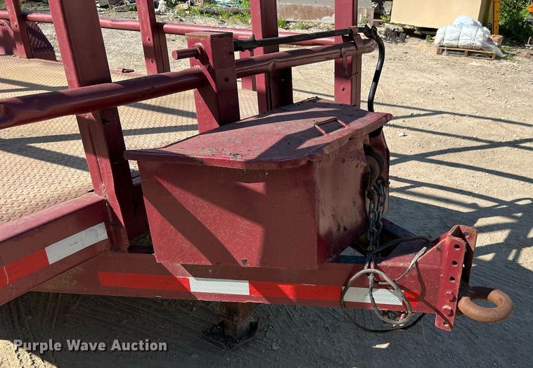 image for item LU9791 2013 Lamar  equipment trailer