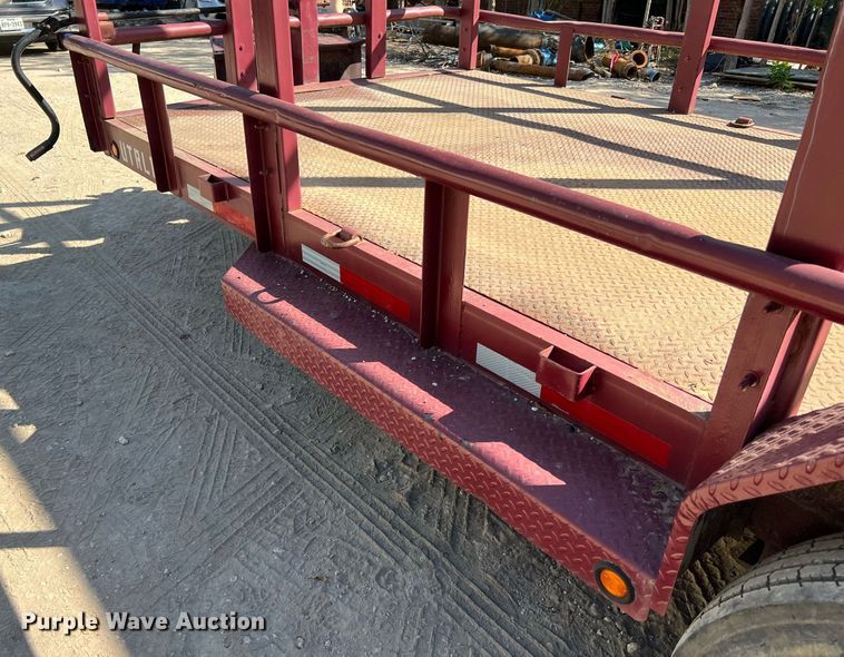 image for item LU9791 2013 Lamar  equipment trailer