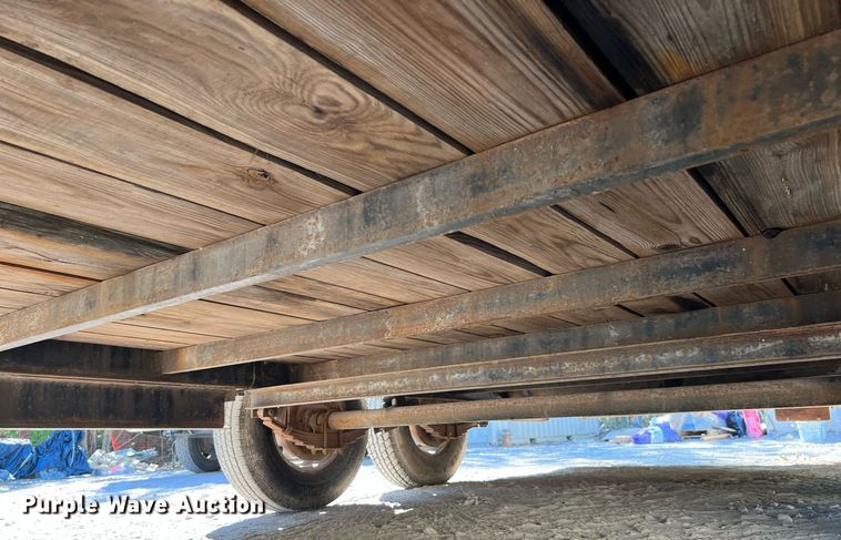 image for item LU9791 2013 Lamar  equipment trailer