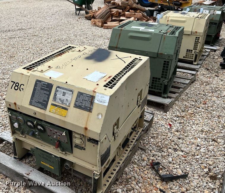 image for item LU9812 (4) MEP-831A generators