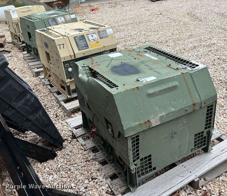 image for item LU9812 (4) MEP-831A generators