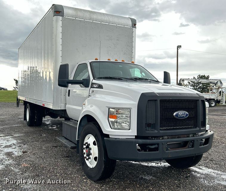 image for item LV9091 2016 Ford F650 Super Duty  box truck