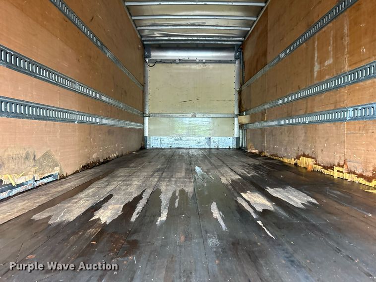 image for item LV9091 2016 Ford F650 Super Duty  box truck