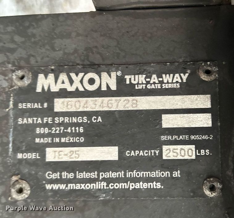 image for item LV9091 2016 Ford F650 Super Duty  box truck