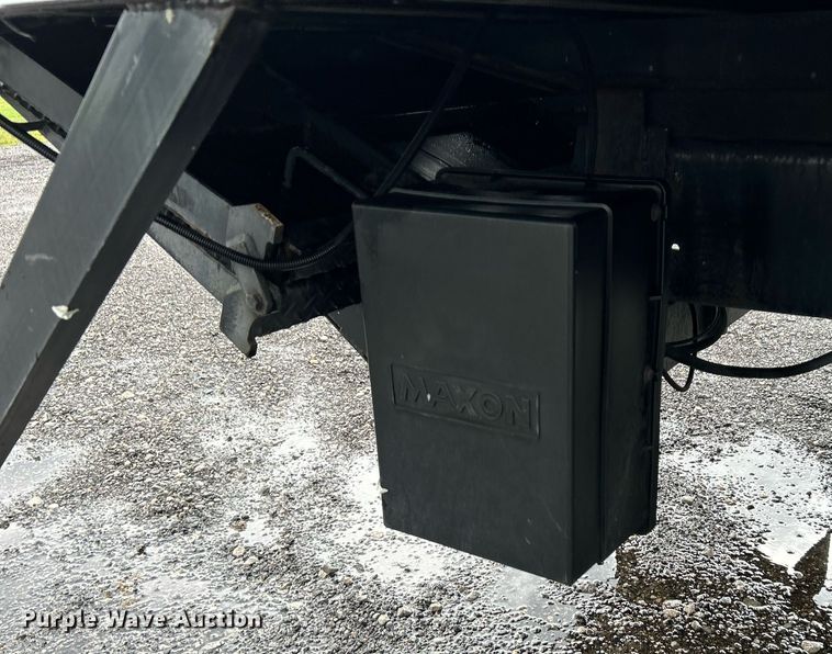 image for item LV9091 2016 Ford F650 Super Duty  box truck