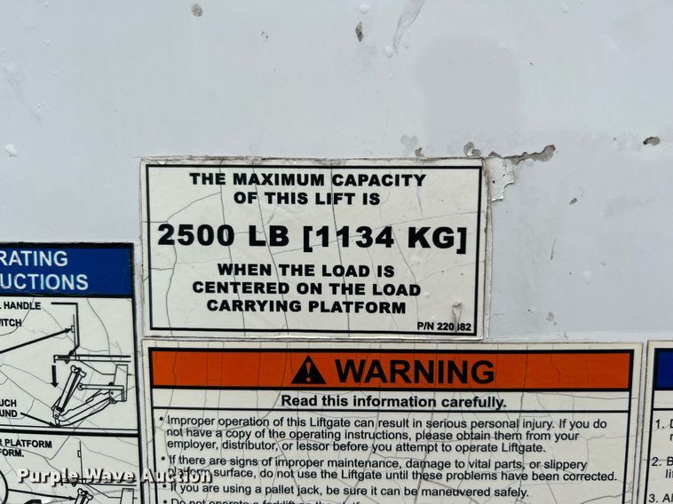 image for item LV9091 2016 Ford F650 Super Duty  box truck