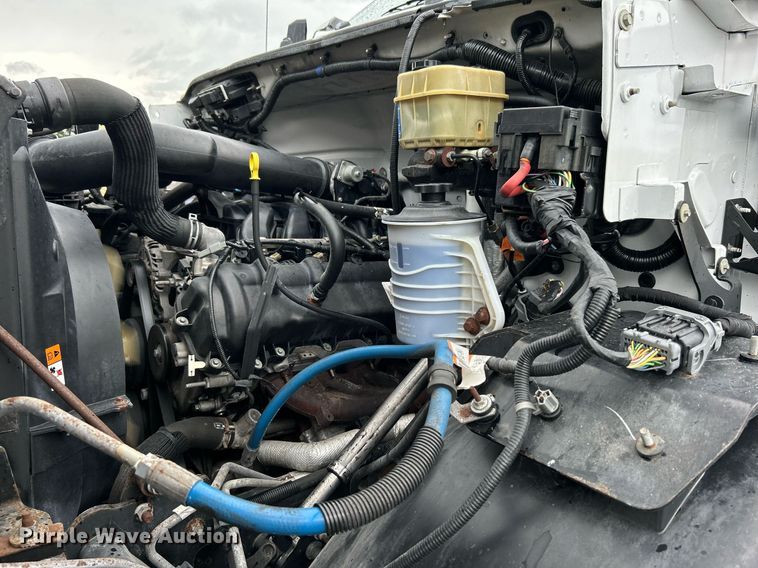 image for item LV9091 2016 Ford F650 Super Duty  box truck