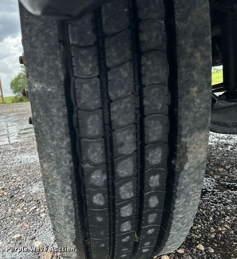 image for item LV9091 2016 Ford F650 Super Duty  box truck