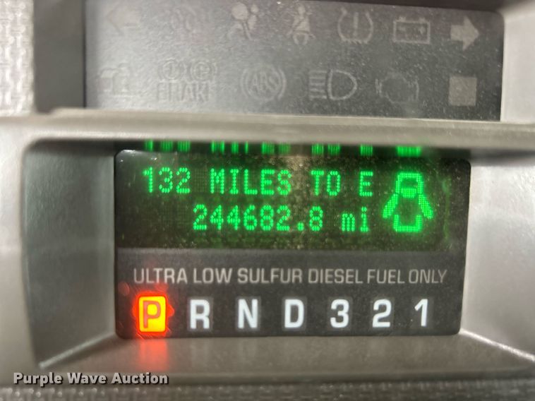 image for item LV9092 2010 Ford F350 Super Duty XL  flatbed pickup truck