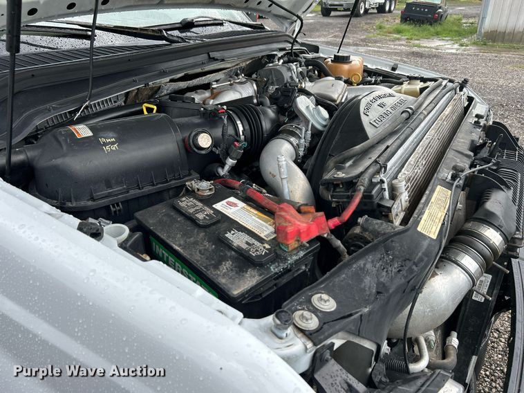 image for item LV9092 2010 Ford F350 Super Duty XL  flatbed pickup truck