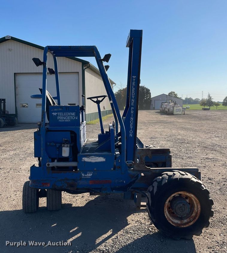 image for item LV9922 1995 Teledyn Princeton D4500  forklift