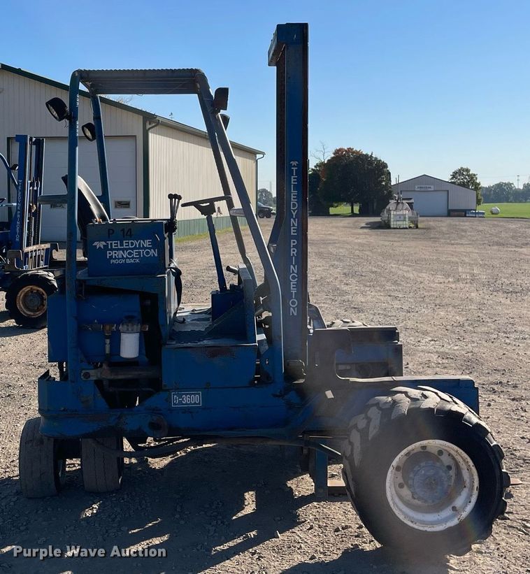 image for item LV9923 1991 Teledyne Princeton D3600  forklift