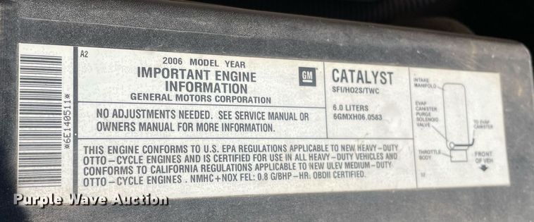 image for item LV9925 2006 Chevrolet Silverado 2500HD  utility bed pickup truck