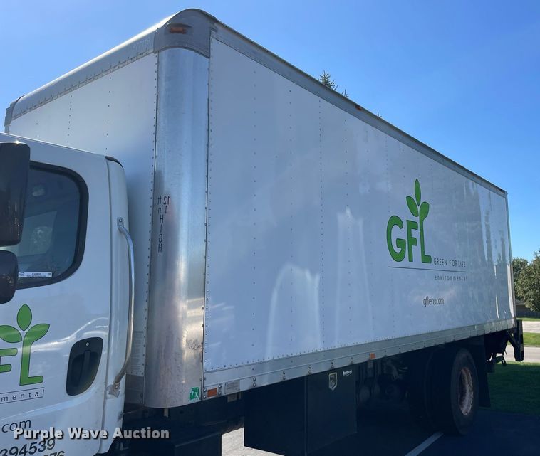 image for item LV9935 2014 Freightliner M2  box truck