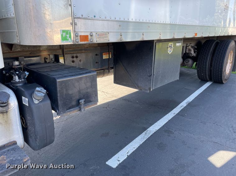 image for item LV9935 2014 Freightliner M2  box truck