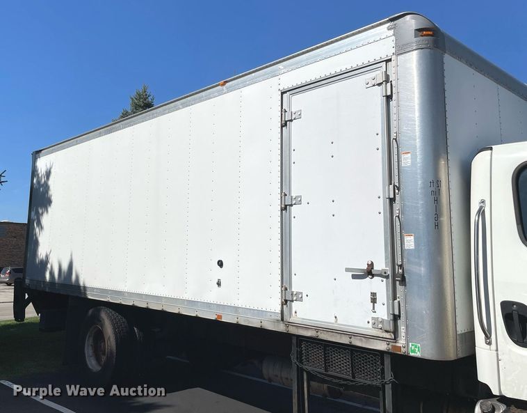image for item LV9935 2014 Freightliner M2  box truck