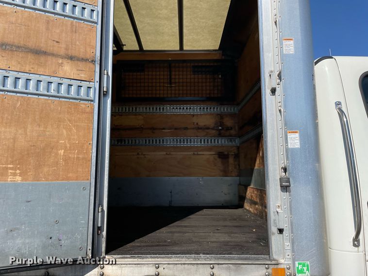 image for item LV9935 2014 Freightliner M2  box truck