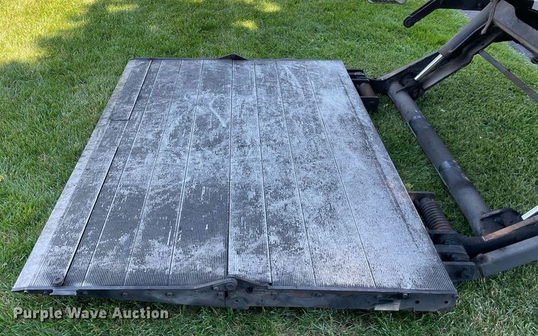 image for item LV9935 2014 Freightliner M2  box truck