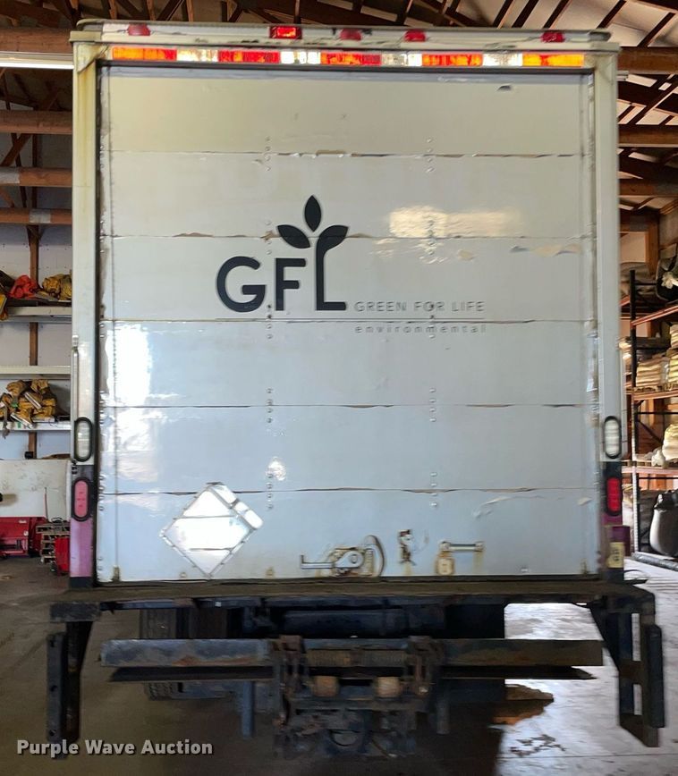 image for item LV9938 2012 Peterbilt 337  box truck