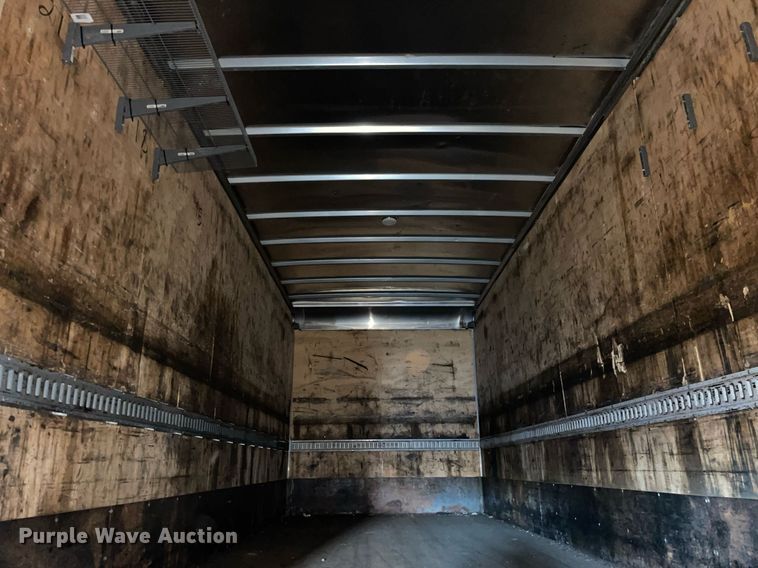 image for item LV9938 2012 Peterbilt 337  box truck