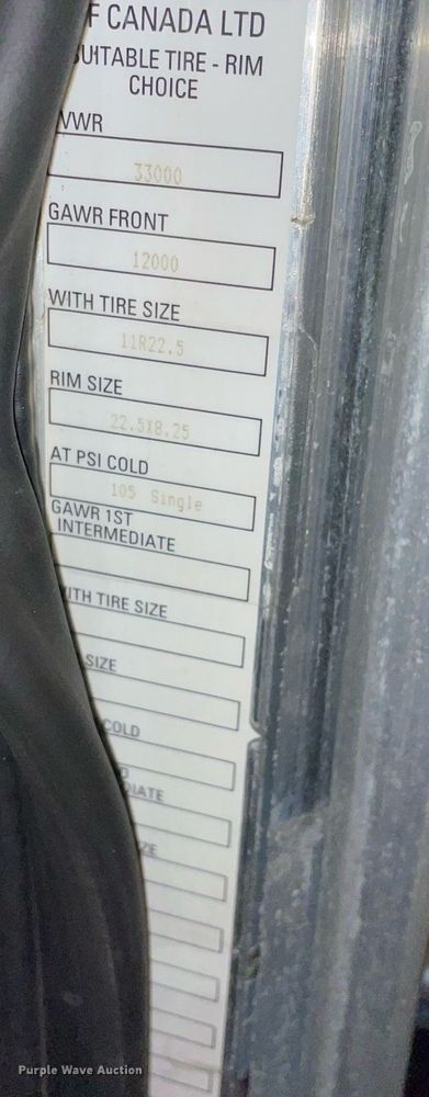 image for item LV9938 2012 Peterbilt 337  box truck