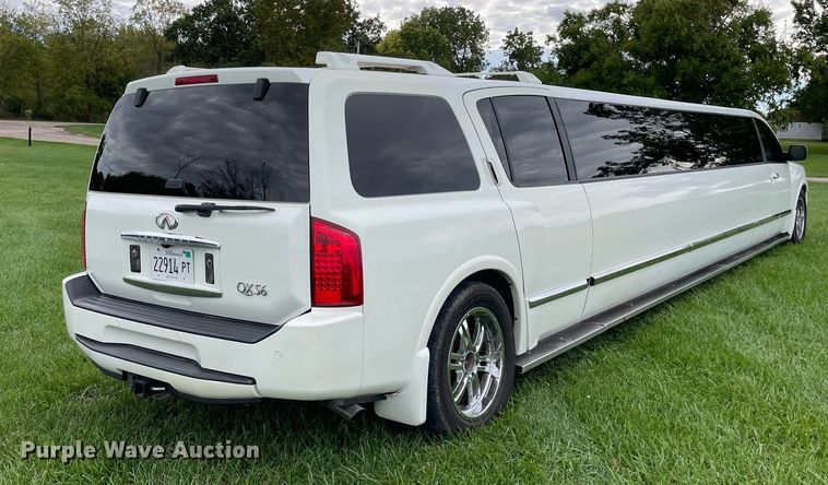 image for item LV9945 2007 Infiniti QX56  limousine