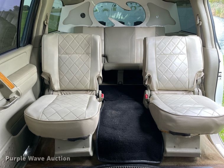 image for item LV9945 2007 Infiniti QX56  limousine