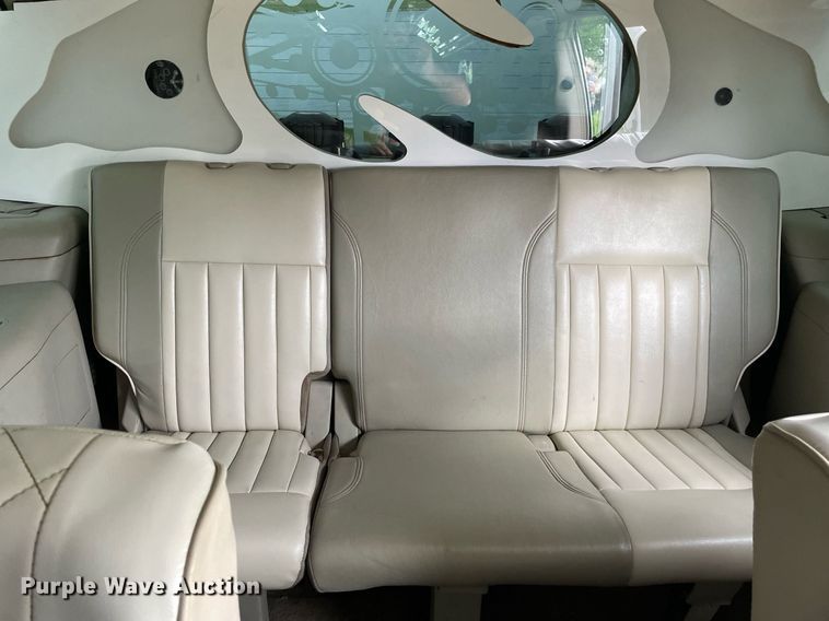 image for item LV9945 2007 Infiniti QX56  limousine