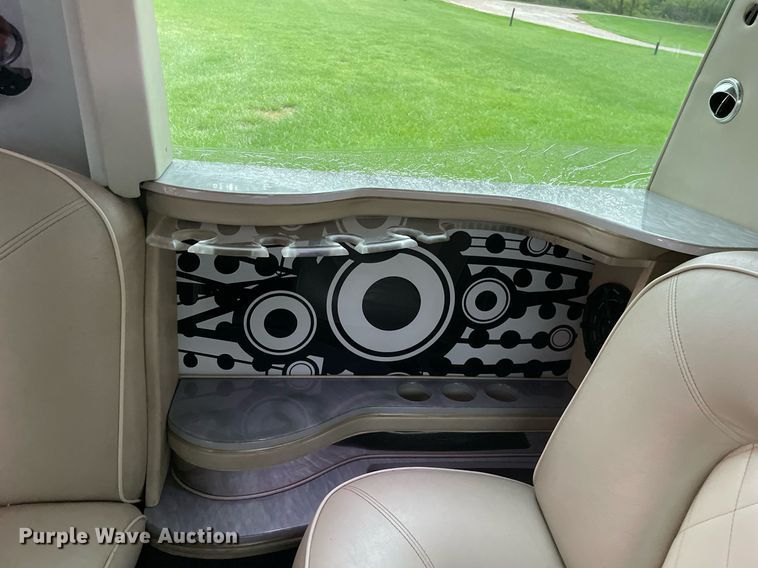 image for item LV9945 2007 Infiniti QX56  limousine