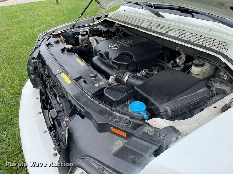 image for item LV9945 2007 Infiniti QX56  limousine