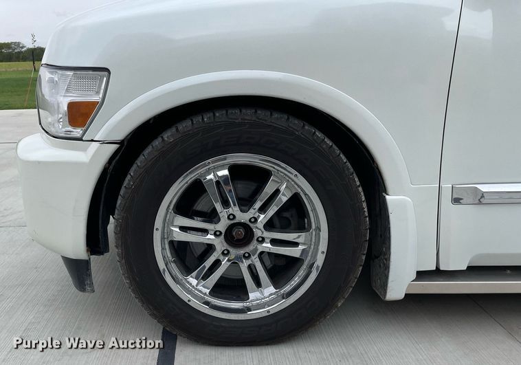 image for item LV9945 2007 Infiniti QX56  limousine