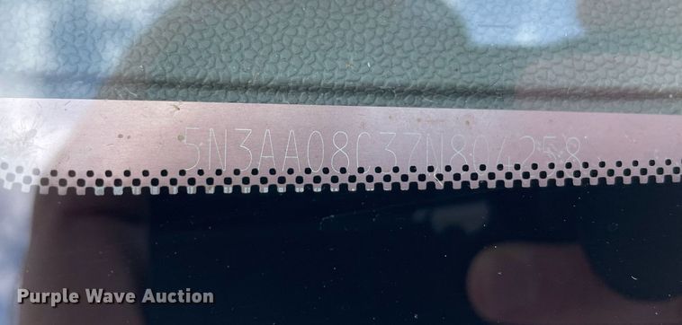 image for item LV9945 2007 Infiniti QX56  limousine