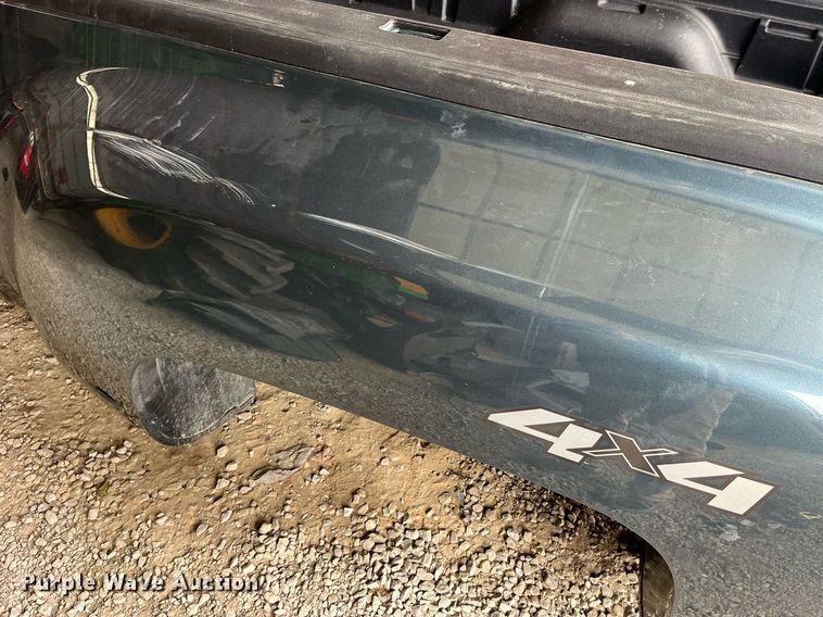 image for item MG9523 2008 Chevrolet 3500  pickup truck bed