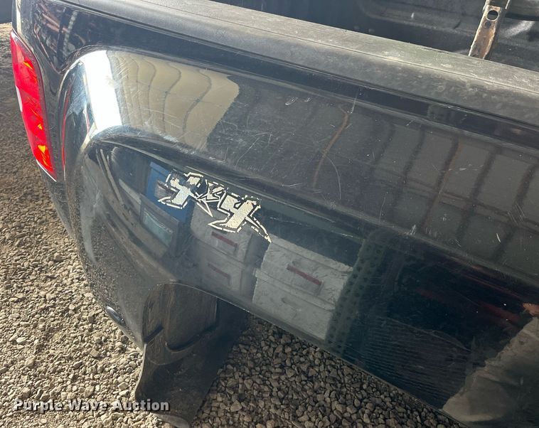 image for item MG9524 2013 GMC 3500  pickup truck bed