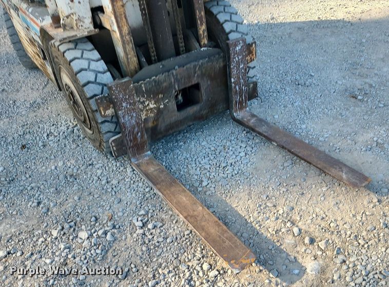 image for item MG9773 Baker FBF040  forklift