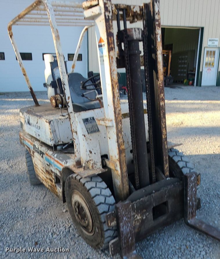 image for item MG9773 Baker FBF040  forklift