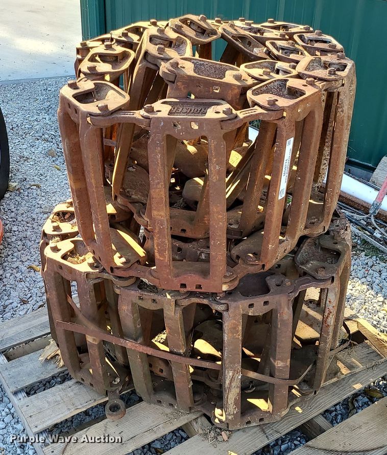 image for item MG9774 Grouser steel skid steer tracks