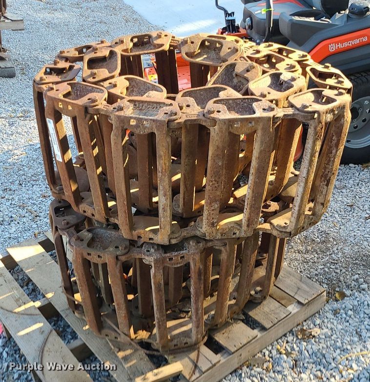 image for item MG9774 Grouser steel skid steer tracks