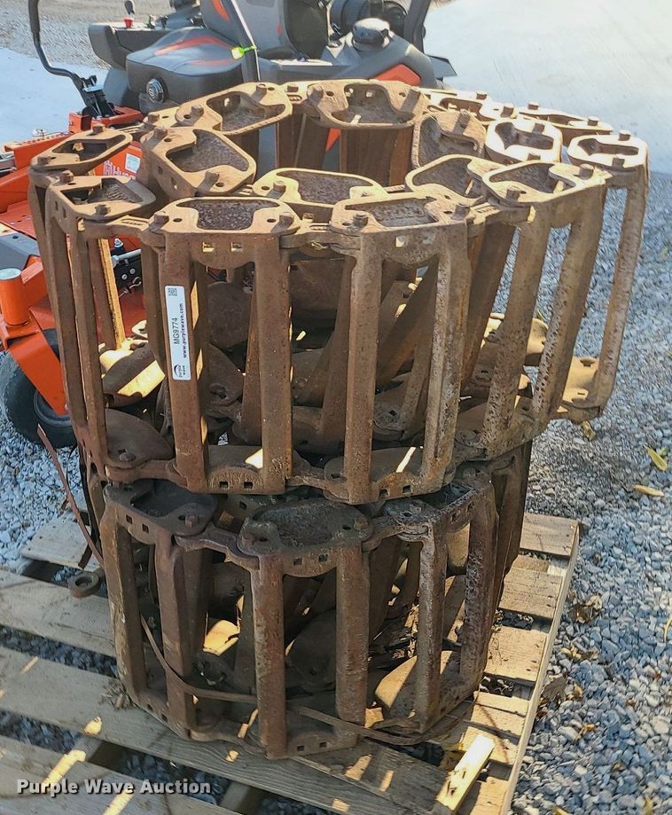 image for item MG9774 Grouser steel skid steer tracks