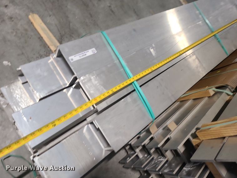 image for item MG9776 Aluminum angles