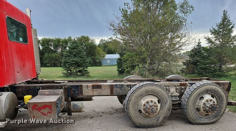 image for item MH9394 2007 Kenworth T300  truck cab and chassis