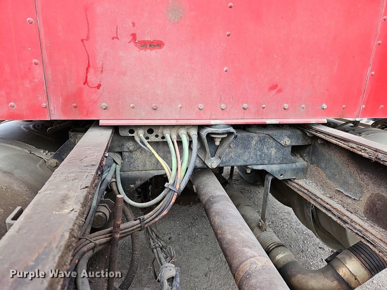 image for item MH9394 2007 Kenworth T300  truck cab and chassis