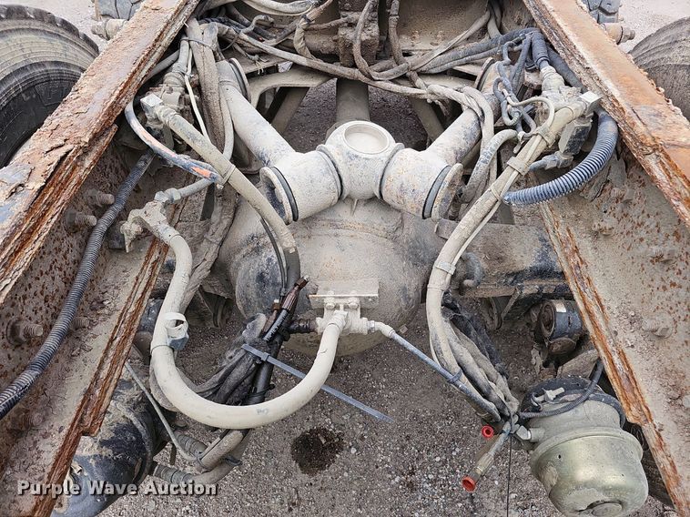 image for item MH9394 2007 Kenworth T300  truck cab and chassis