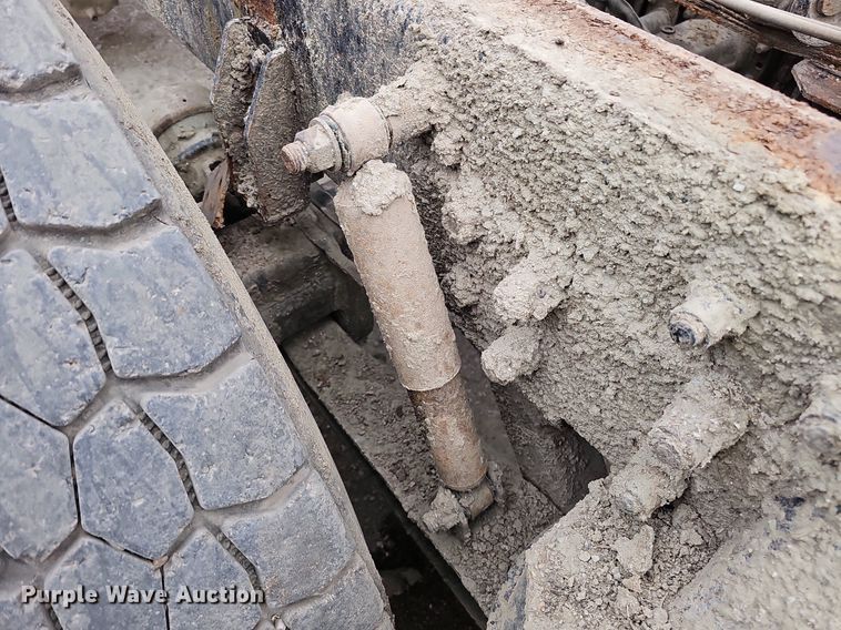 image for item MH9394 2007 Kenworth T300  truck cab and chassis