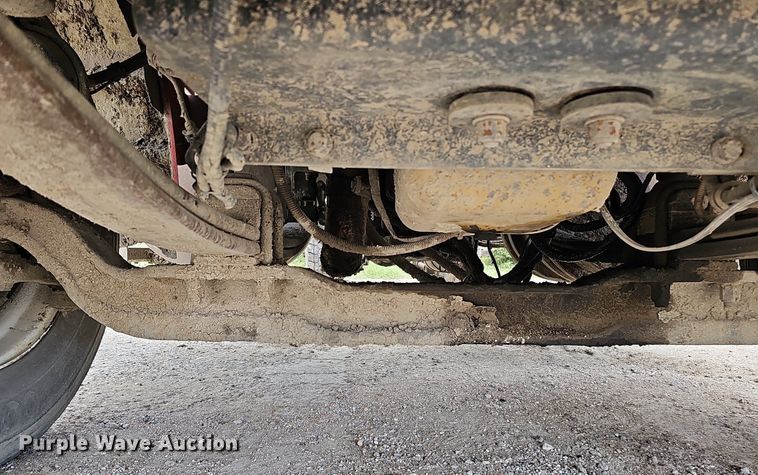 image for item MH9394 2007 Kenworth T300  truck cab and chassis