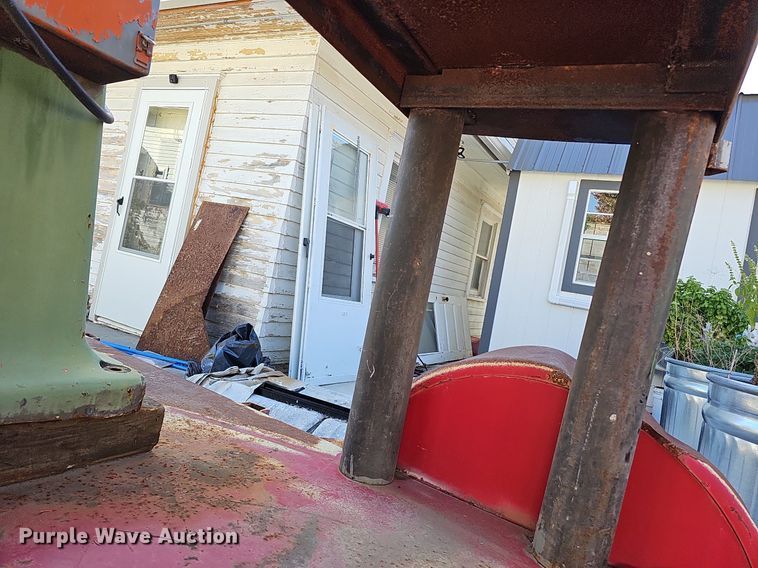 image for item MH9417 Tools