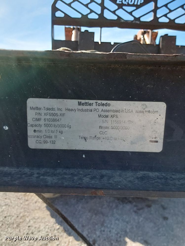 image for item MH9420 Mettler Toledo XFS  scale